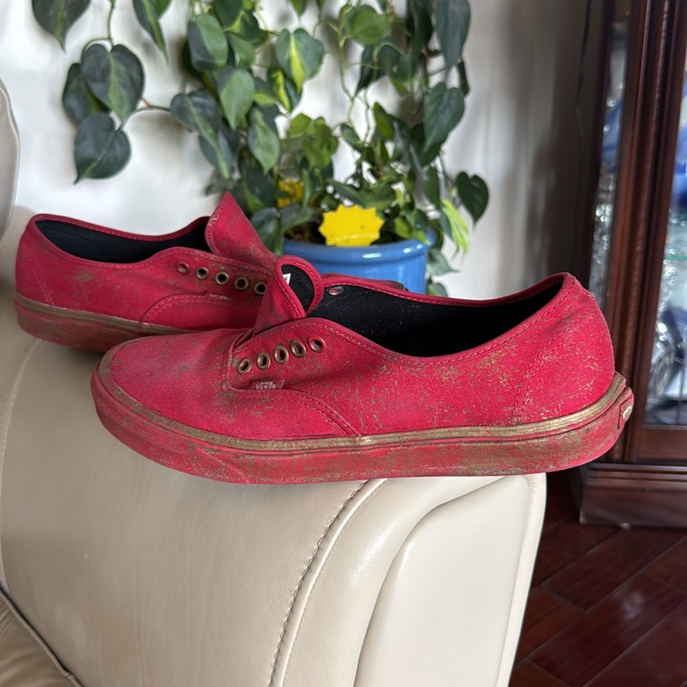 Vans Of The Wall Red With Gold Splatters Men’s Size 10.5 Women Size 12 Like New - Picture 8 of 9